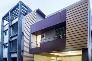 Nocleg ze śniadaniem Krtatithya