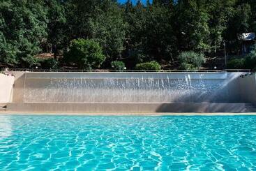 فندق Vallicella Glamping Resort