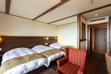 Hotel La Vista Kirishima Hills