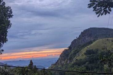 פנסיון Ella Nature Nest