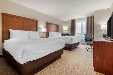 Hotel Comfort Inn & Suites