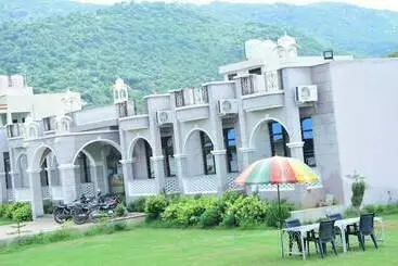 Hotel The Pushkar Mantra Resort