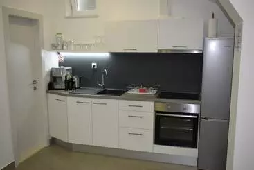 Turistihuoneistot Bozikovic 365