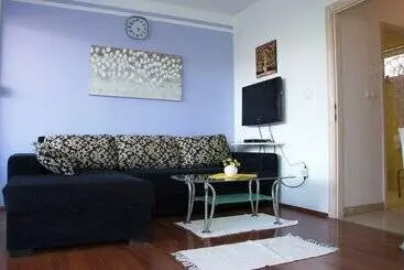 آپارتمان‌های توریست‌ها Sv. Jelena Apartments