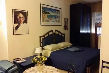 一軒屋 Aparthotel Turnone