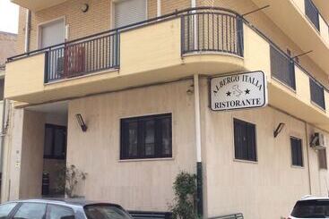 ホテル Albergo Italia