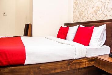 Hotel Collection O Chawla