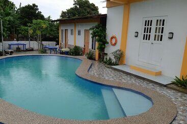 בית מלון כפרי Davocol S Inn Batanes