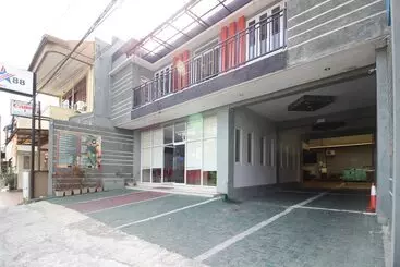 Hotel Reddoorz Near Stpn Jogja
