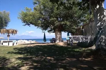 Apartamenty turystyczne Sarantakis Apartments