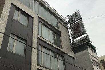 בית מלון כפרי R Continental