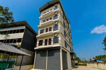 ホテル Hisham Suites