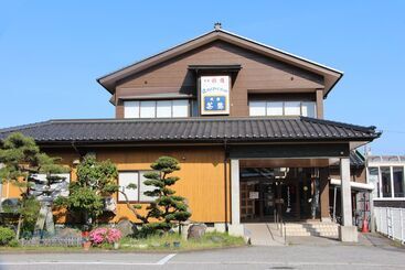 Ryokan Tuji Wakuwaku Land Minshuku Chaya