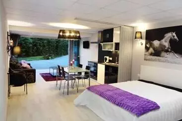 アパートメント Equinaturi