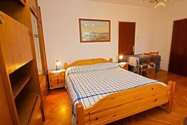 Pensionat Rooms Milan 1370
