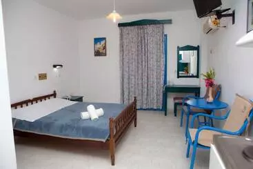 Aparthotel Vardes Hotel Studios