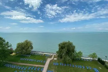 Világos Hotel Balatonvilágos