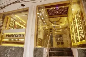 هتل Pink City By Comfort Rooms