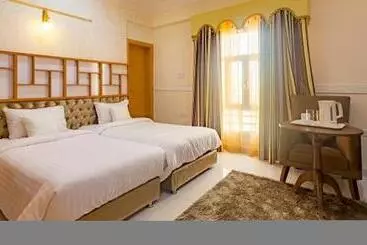 アパートホテル Al Saif Grand