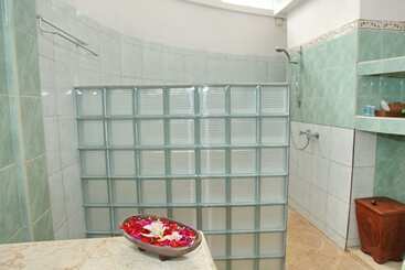 호텔 Felicianas Resort