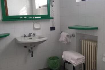 酒店 Stazione Sul Lago Di Iseo