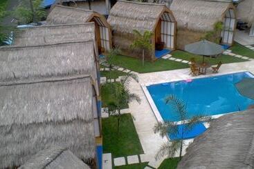 בית מלון כפרי The Place Beach Bungalows