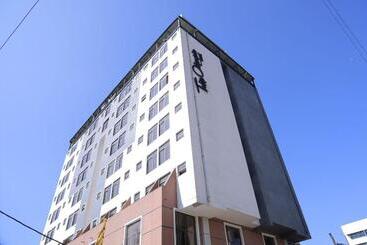 ホテル Tolip Olympia