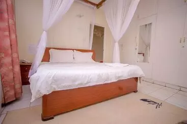 پانسیون Ivys Inn Guest House