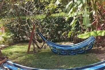 هتل آپارتمان Aloha Surf Nosara