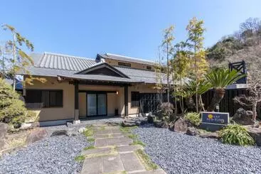 Ryokan Ito Yukitei Kawana Bettei