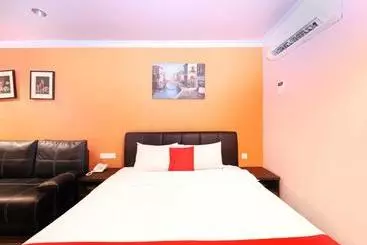 Hotel De Eco Inn (klang)