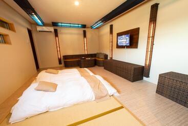 Ryokan Xyz Private Spa And Seaside Resort