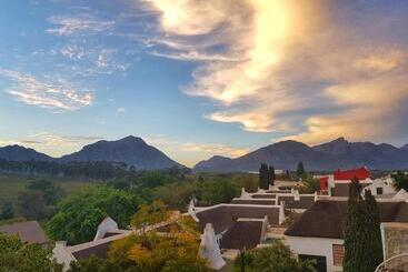 شقة Classic Lodge   Cape Dutch Quarters