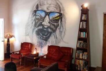 הוסטל Urban Hive Backpackers