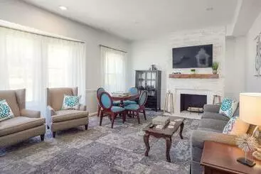 Hotel Club Wyndham Bay Voyage Inn