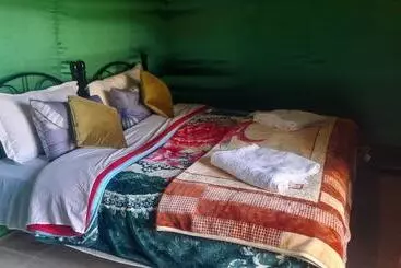 ホテル Bivouac Erg Znaigui