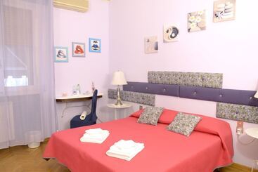 تختخواب و صبحانه Mel Affittacamere