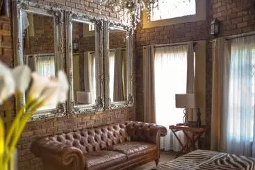 Hotelli Erdvark 3950