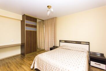7 Floors Apart Hotel Tyumen Centre