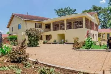 ホテル Kilimanjaro Summit Lodge