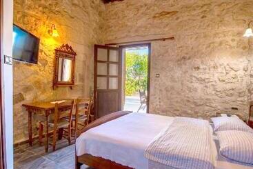 פנסיון Revaklı Ev Guest House