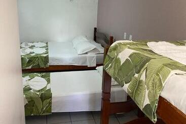 Пансион Pousada Galorezzi Praia Do Francês