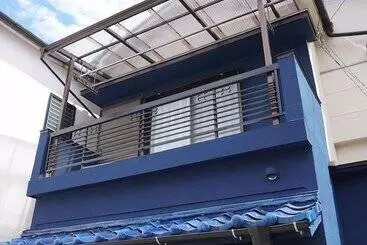 Guest House Ioly Osaka  Hostel