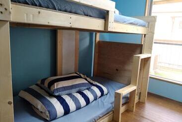 Tonarino Hostel For Backpackers