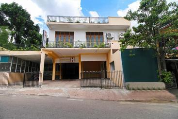 Hotel Oyo 276 Heavenly Heritage