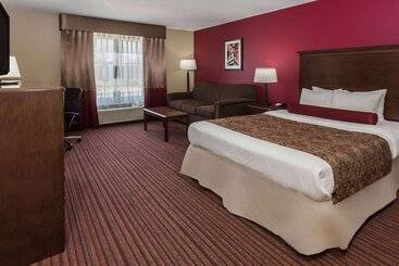 Отель Baymont By Wyndham Mequon Milwaukee Area