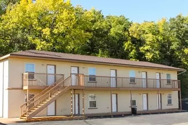 호텔 Golden Wheat Budget Host Inn Junction City