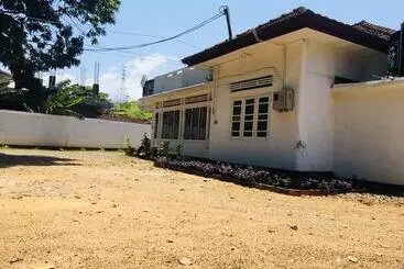 Aamiaismajoitus (B&B) Umaya Rest Inn