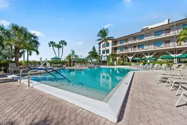 בית מלון כפרי Caribbean Beach Club