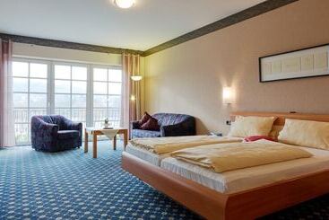 بنسيون Weinhaus Stettler